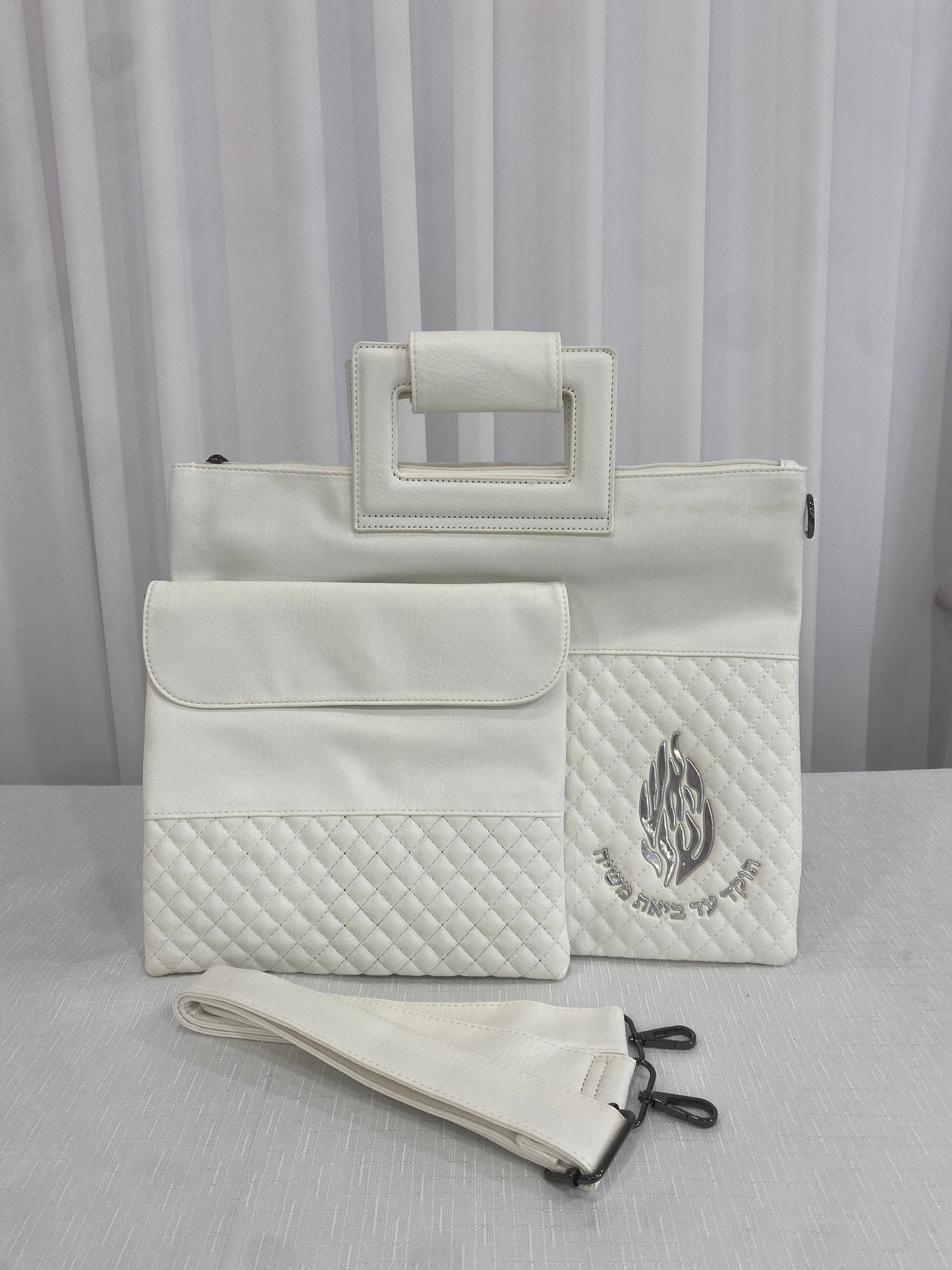 סט כיסוי טלית ותפילין עם רצועה וידית לבן האש שלי כסוף