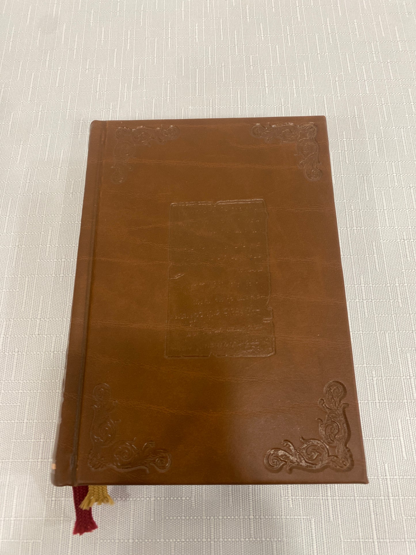 סידור מעוצב לנשים עברית וצרפתית